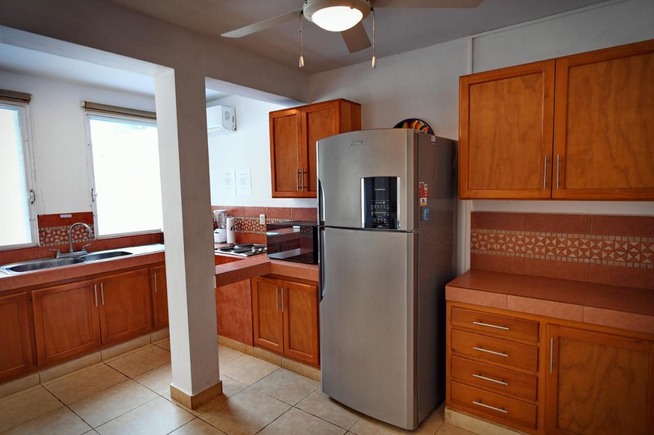 Holiday home 5 Bdr-ensuite Bathrooms-private Pool-golf-comfort *