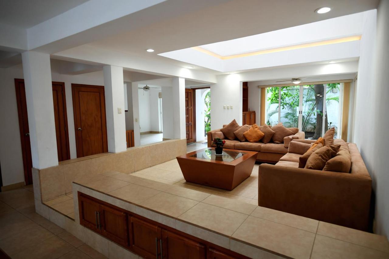 5 Bdr-ensuite Bathrooms-private Pool-golf-comfort