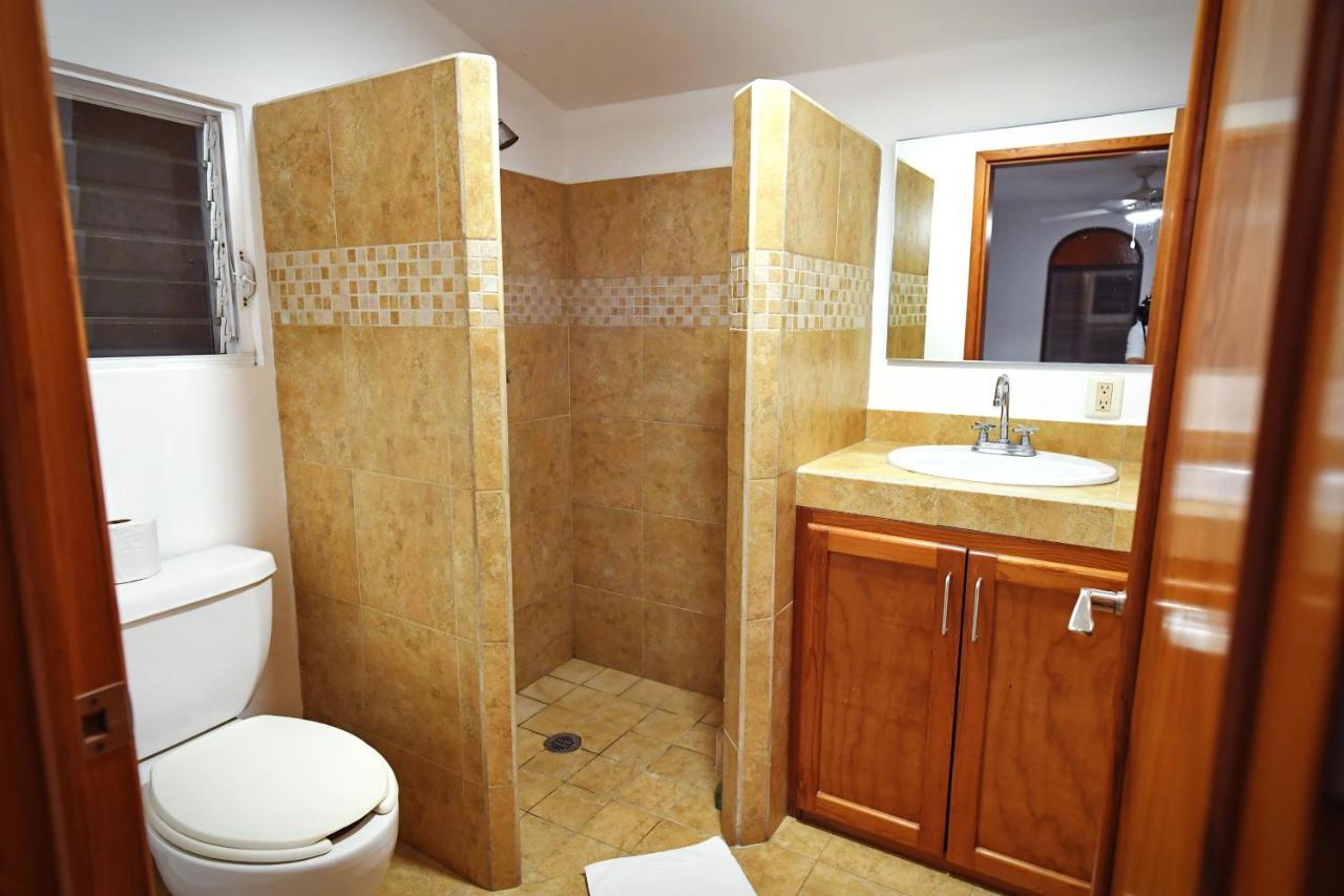 5 Bdr-ensuite Bathrooms-private Pool-golf-comfort