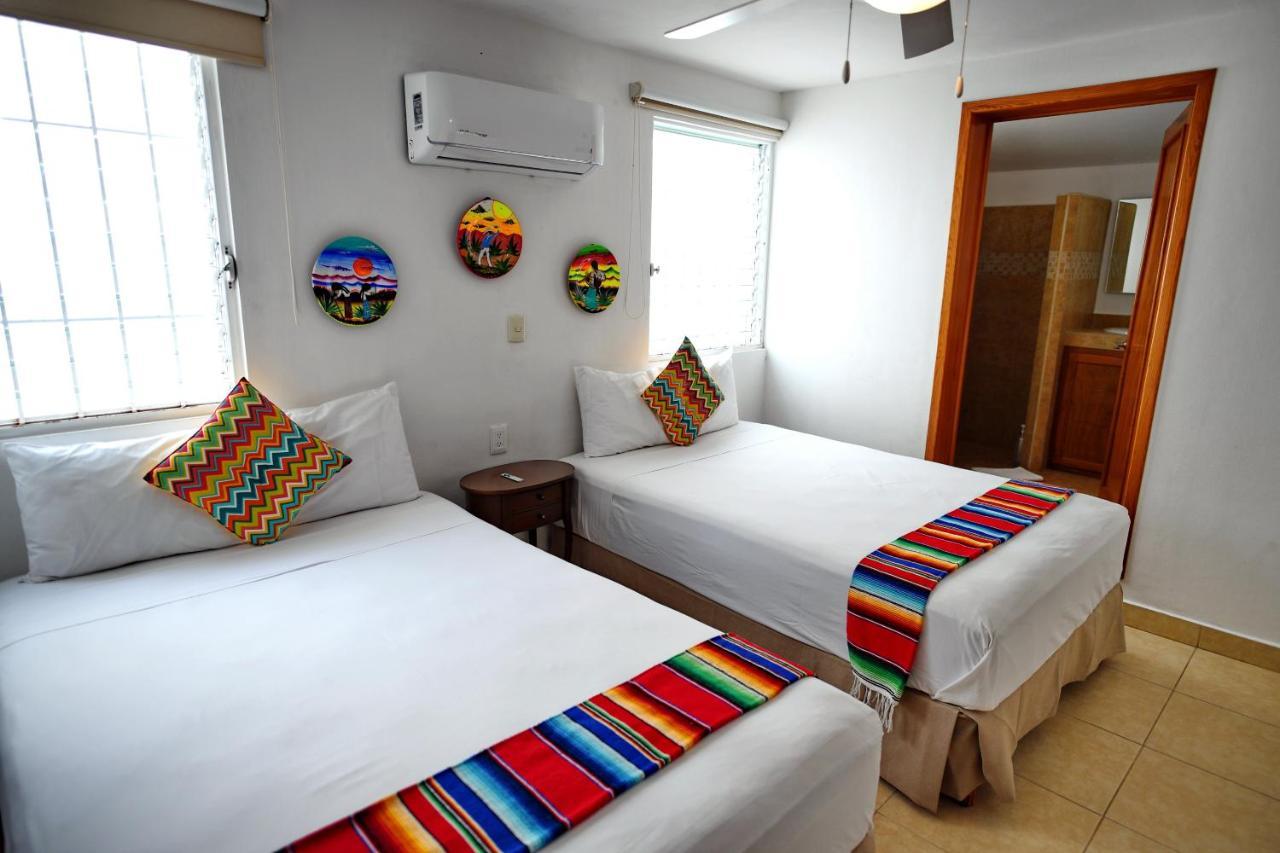 Holiday home 5 Bdr-ensuite Bathrooms-private Pool-golf-comfort
