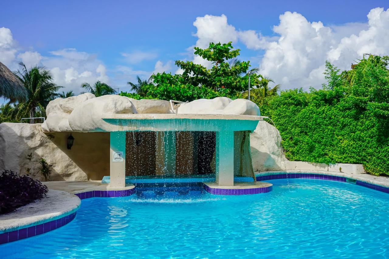 Residencial Cascadas, House # 9, Two Bedrooms