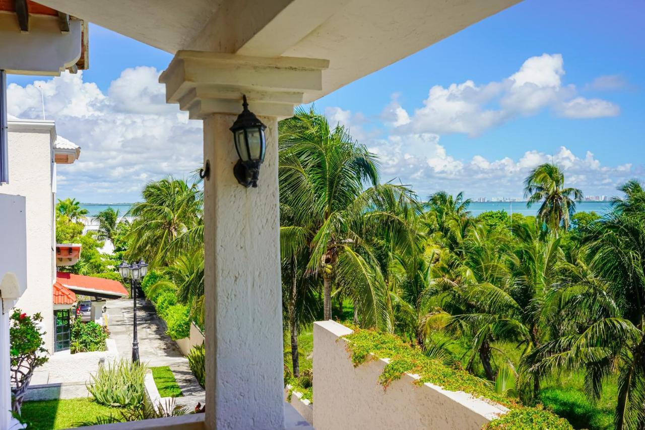 Residencial Cascadas, House # 9, Two Bedrooms Cancún