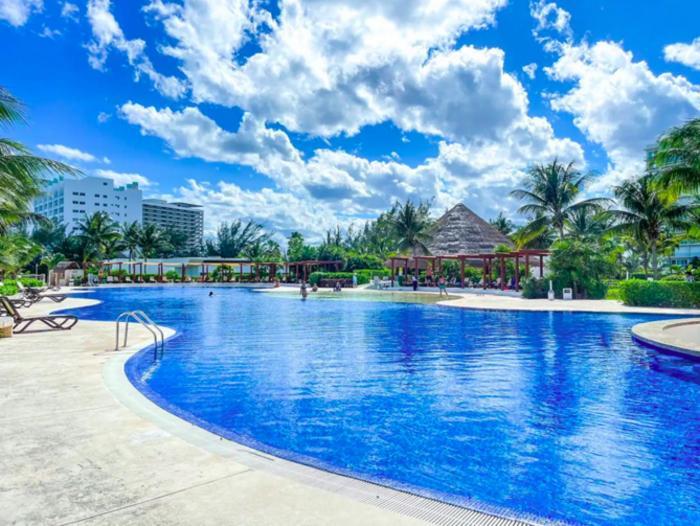 Amara Beachfront Cancun