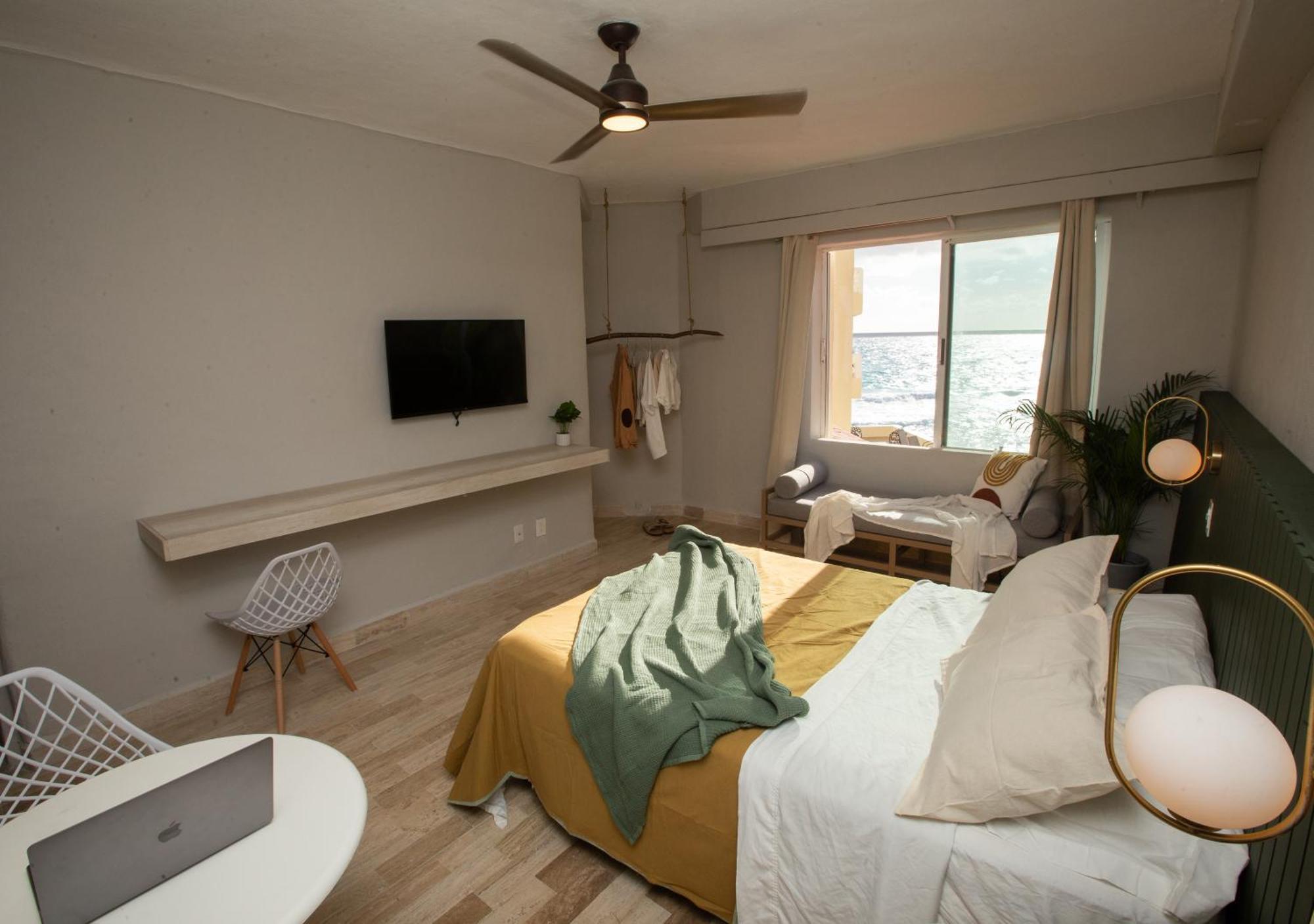 Sereniacancun / Beachfront / Zone. *