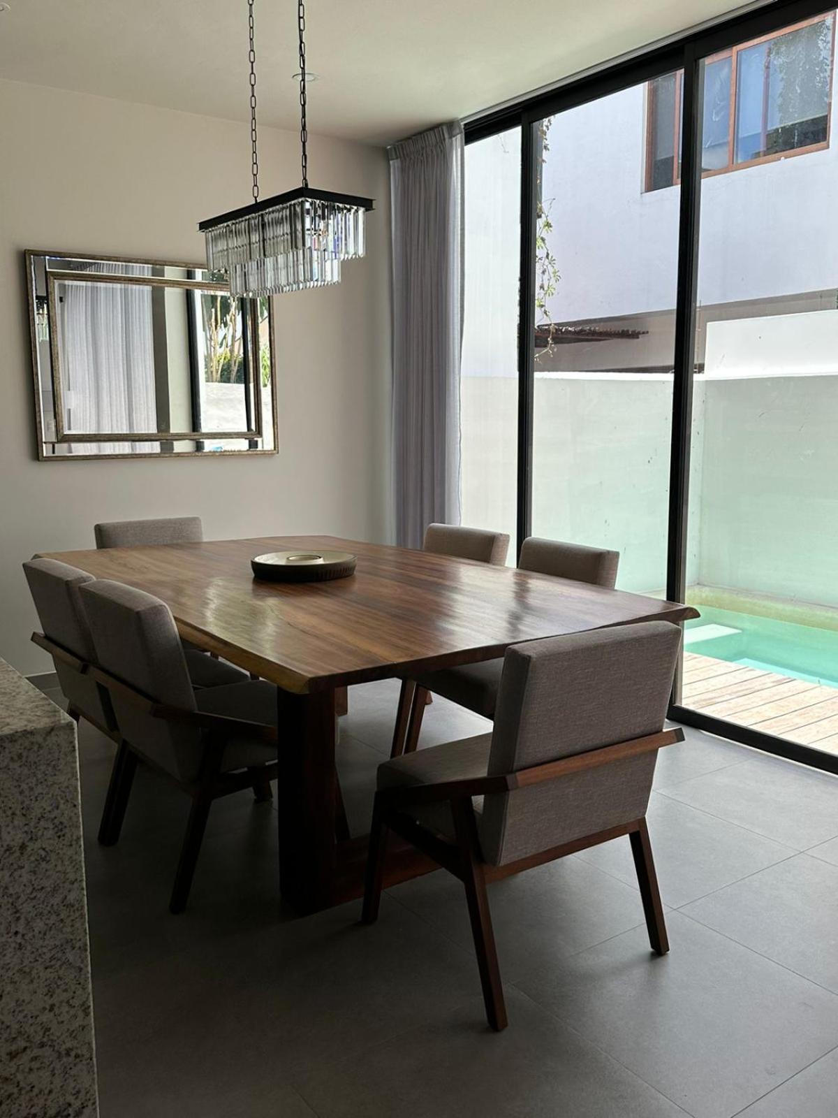 Casa Cristal 3 Pisos Arbolada Cancún