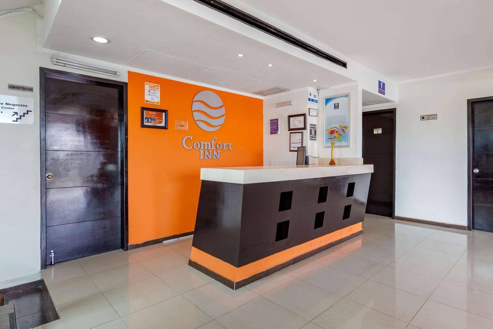Comfort Aeropuerto Hotel 4*