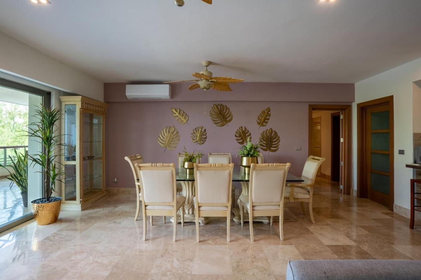 2br Beachfront Exclusive W/ Features Cancún