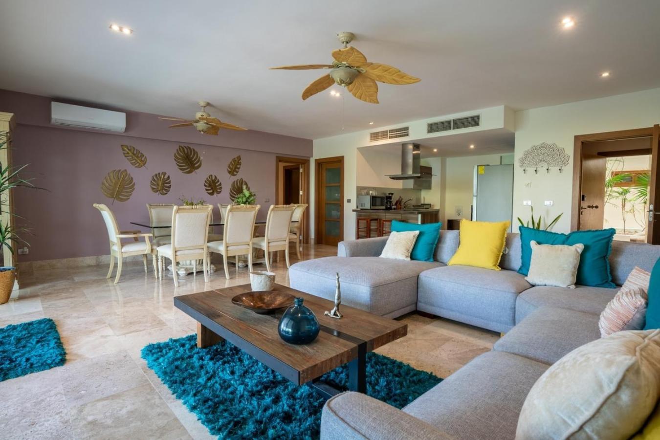 2br Beachfront Exclusive W/ Features