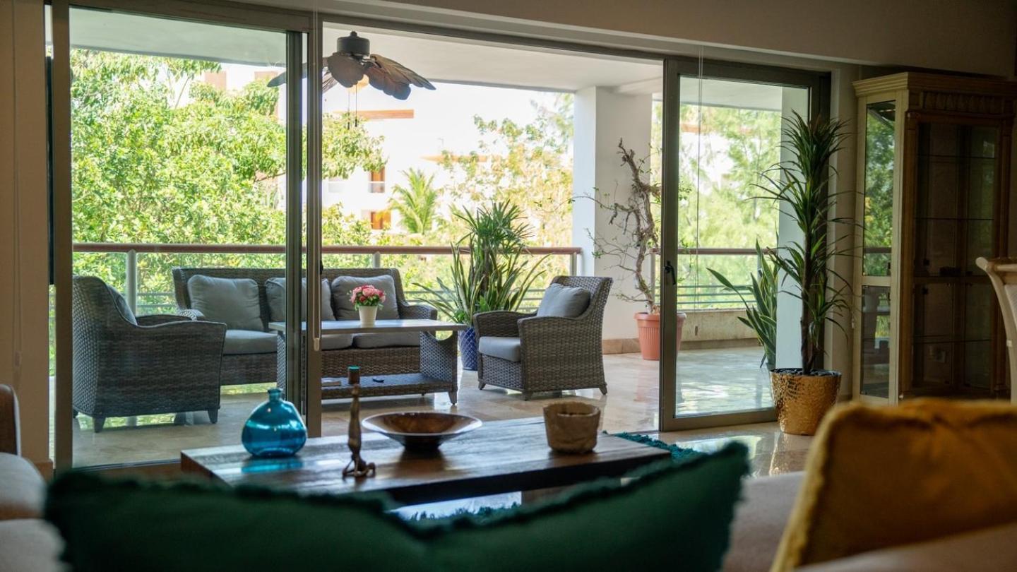 2br Beachfront Exclusive W/ Features Apartamento Cancún