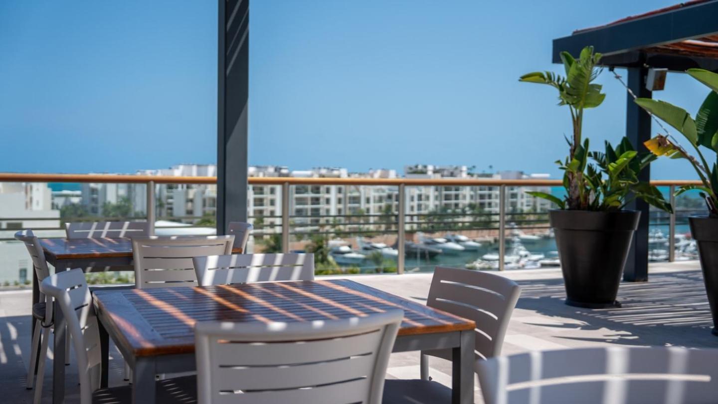 2br Beachfront Exclusive W/ Features Apartamento