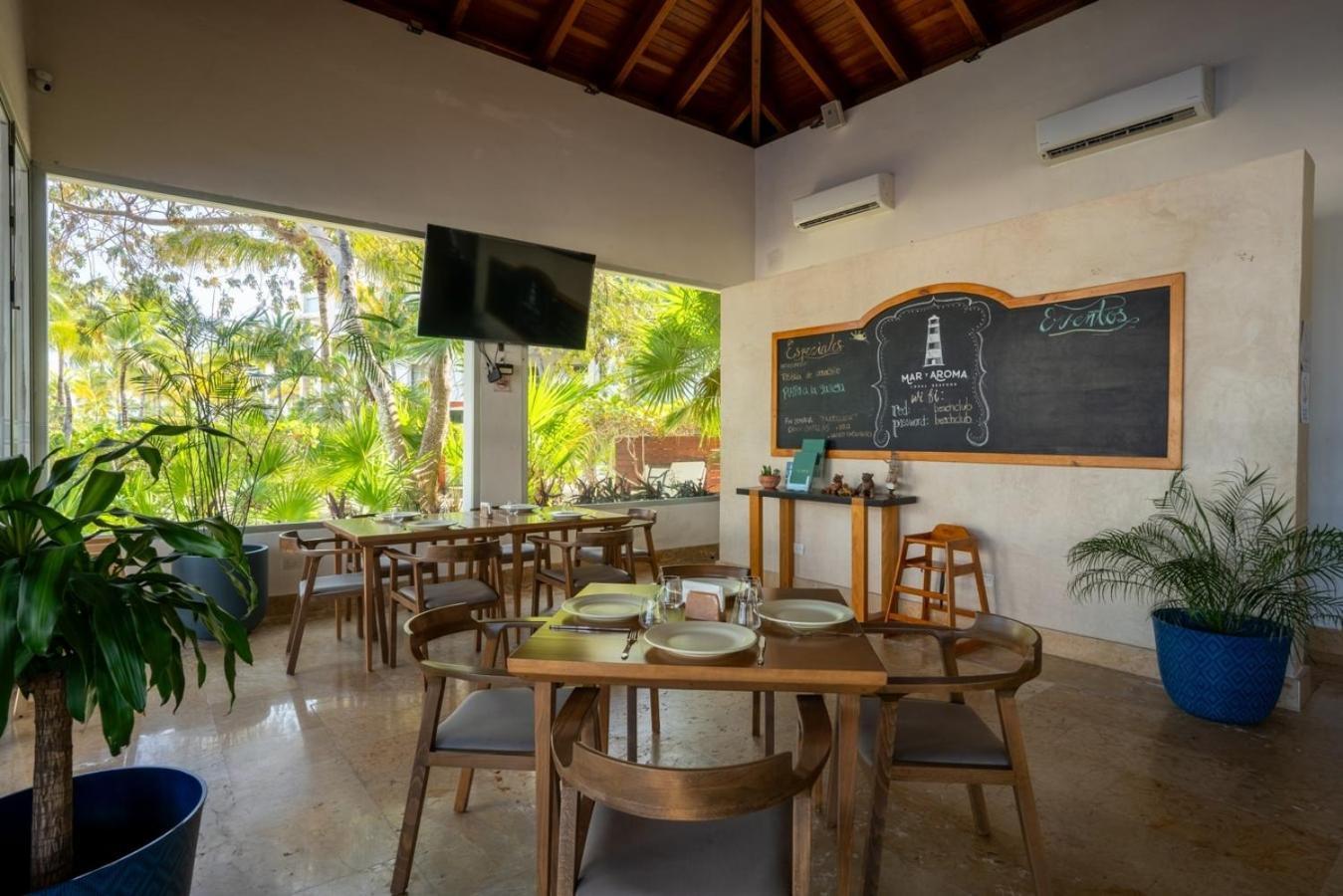 2br Beachfront Exclusive W/ Features *