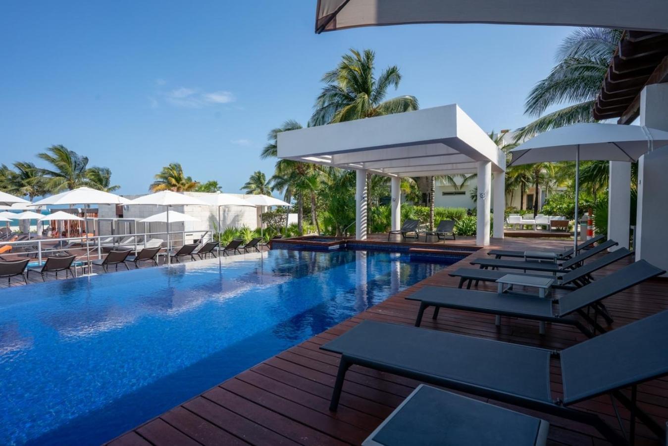 Apartamento 2br Beachfront Exclusive W/ Features *
