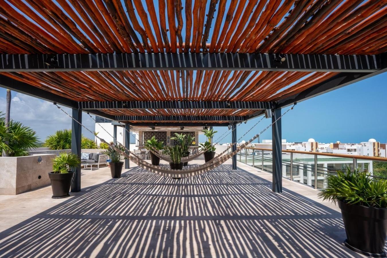 2br Beachfront Exclusive W/ Features