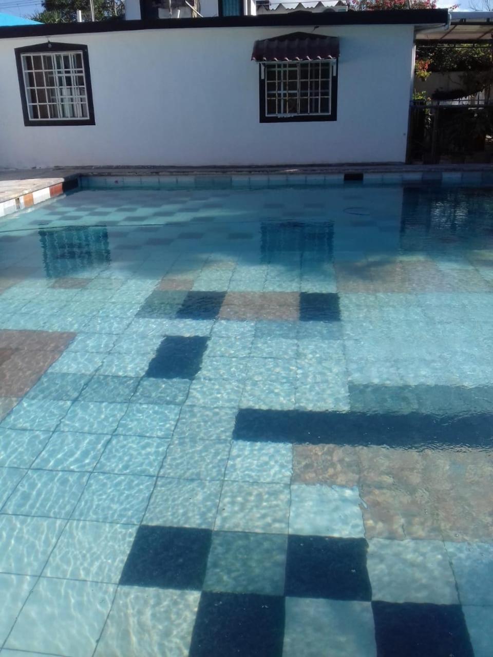 Large House With Pool In For Big Groups