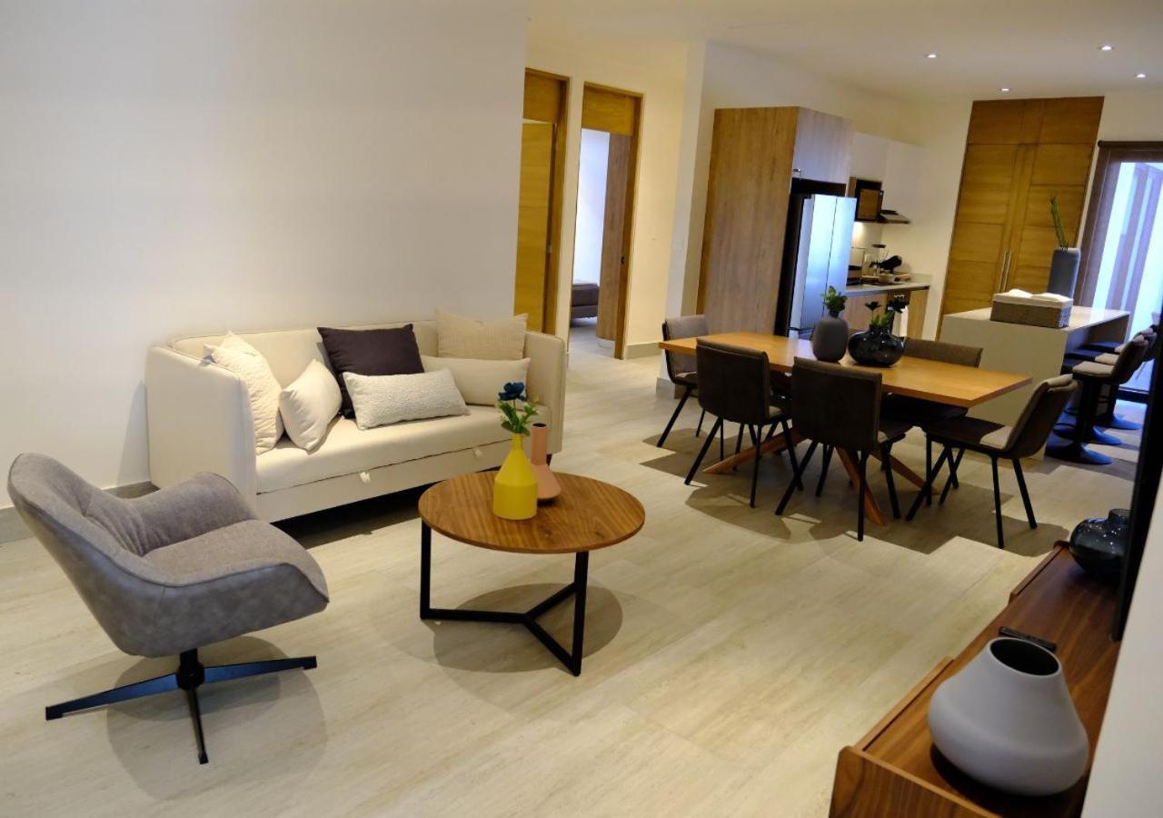 Cumbres Gardens Apartamento