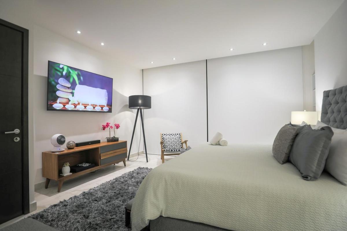 Luxury 3br Apt, Wifi 1gb, Laundry, Pools, Gym Apartamento *