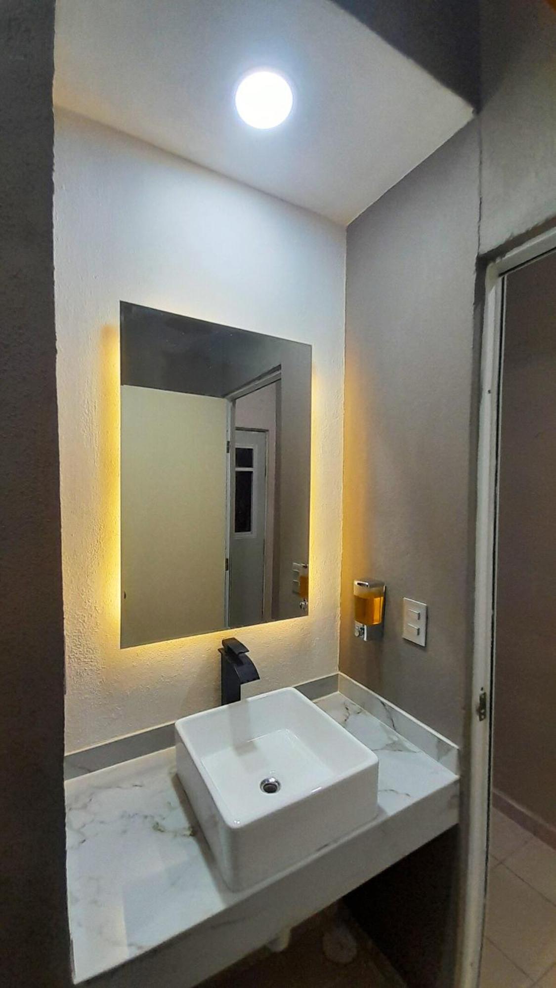 Casa En Privada Con Alberca * Cancún