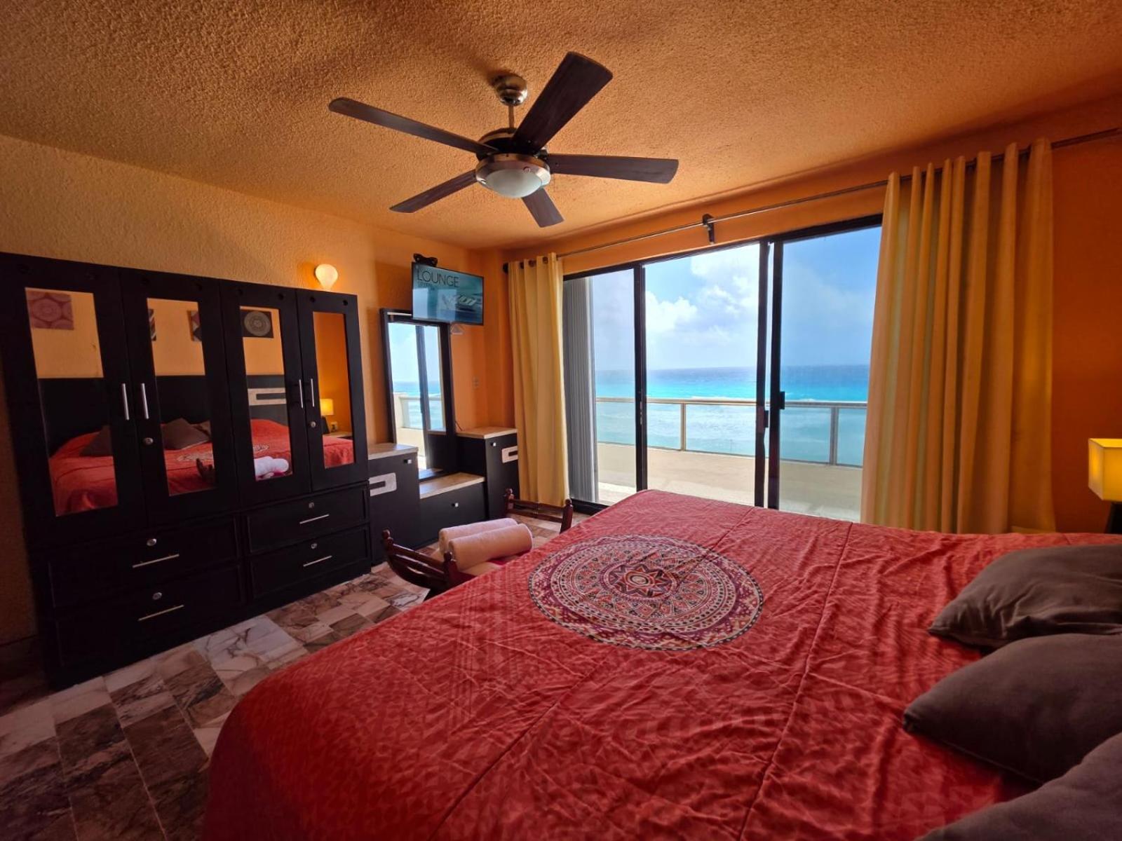 Ocean View With Balcony Zone Apartamento Cancún
