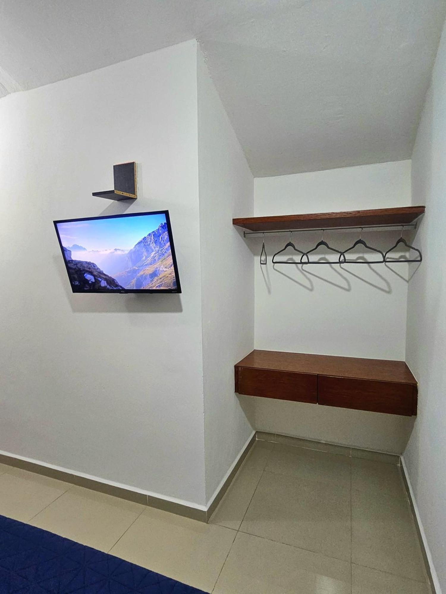 Hotel Leo Cancun